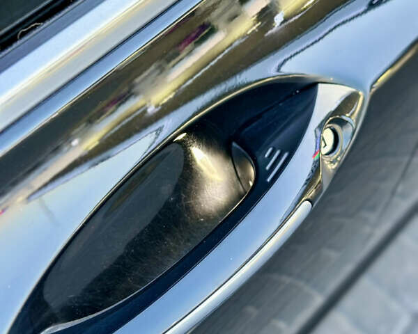 Чорний Лінкольн MKZ, об'ємом двигуна 2 л та пробігом 129 тис. км за 14000 $, фото 17 на Automoto.ua