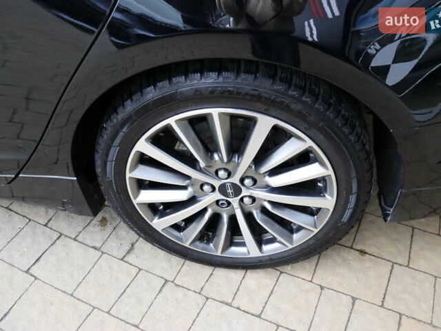 Черный Линкольн МКЗ, объемом двигателя 2 л и пробегом 152 тыс. км за 14900 $, фото 9 на Automoto.ua