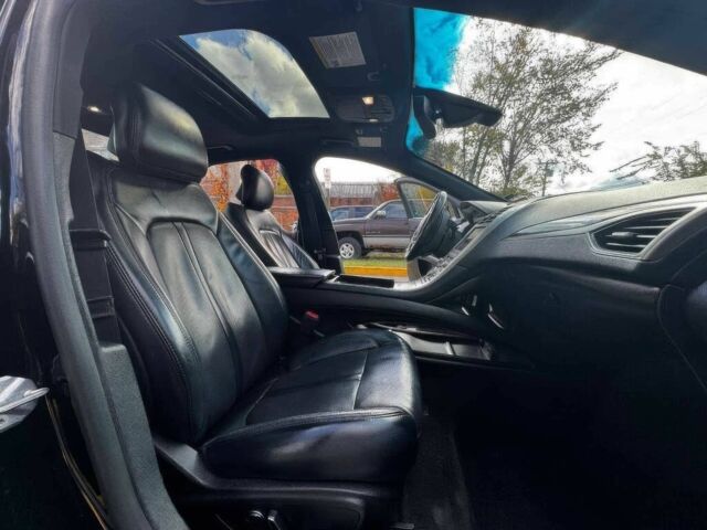 Черный Линкольн МКЗ, объемом двигателя 2 л и пробегом 61 тыс. км за 1900 $, фото 10 на Automoto.ua