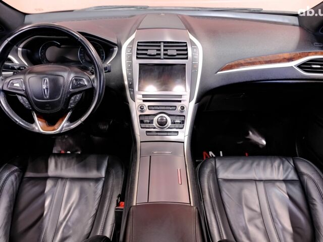 Черный Линкольн МКЗ, объемом двигателя 3 л и пробегом 144 тыс. км за 13900 $, фото 6 на Automoto.ua