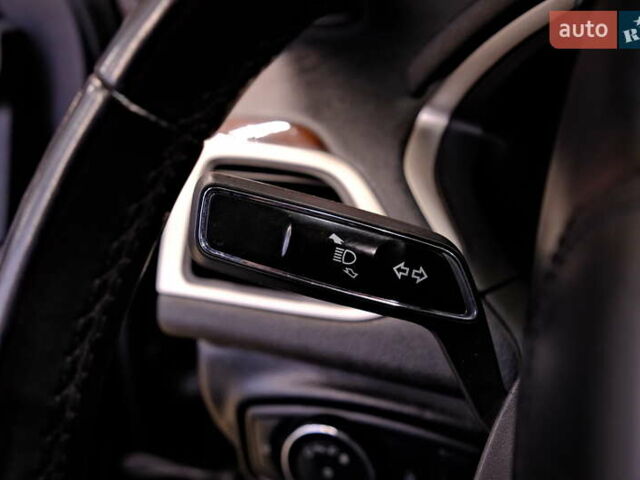 Черный Линкольн МКЗ, объемом двигателя 3 л и пробегом 144 тыс. км за 13900 $, фото 28 на Automoto.ua