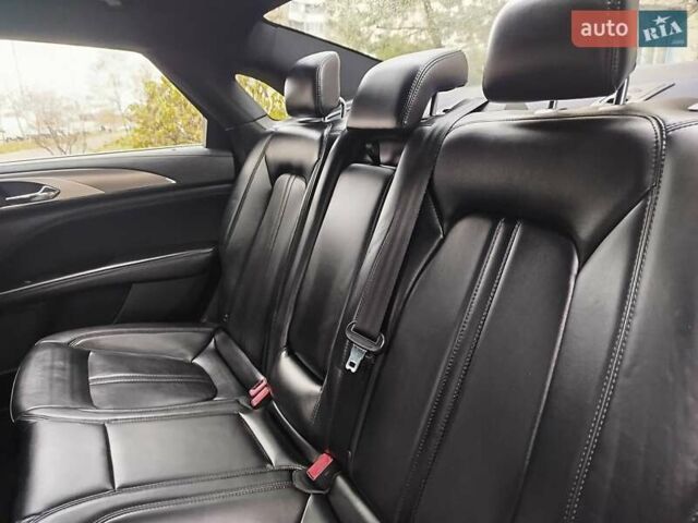 Чорний Лінкольн MKZ, об'ємом двигуна 0 л та пробігом 140 тис. км за 17500 $, фото 21 на Automoto.ua