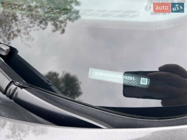 Черный Линкольн МКЗ, объемом двигателя 2 л и пробегом 95 тыс. км за 15400 $, фото 17 на Automoto.ua