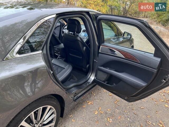Черный Линкольн МКЗ, объемом двигателя 2 л и пробегом 95 тыс. км за 15400 $, фото 10 на Automoto.ua