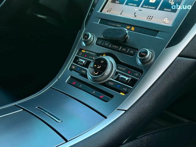 Чорний Лінкольн MKZ, об'ємом двигуна 2 л та пробігом 90 тис. км за 14990 $, фото 23 на Automoto.ua