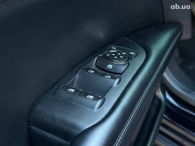 Чорний Лінкольн MKZ, об'ємом двигуна 2 л та пробігом 90 тис. км за 14990 $, фото 11 на Automoto.ua