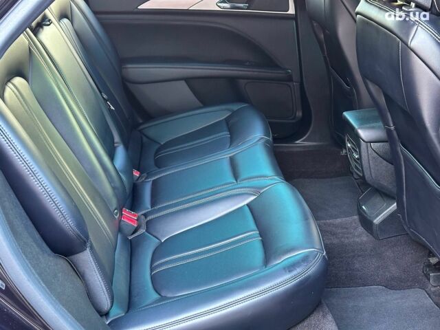 Чорний Лінкольн MKZ, об'ємом двигуна 2 л та пробігом 90 тис. км за 14990 $, фото 17 на Automoto.ua