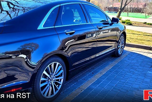 Черный Линкольн МКЗ, объемом двигателя 2 л и пробегом 92 тыс. км за 22500 $, фото 5 на Automoto.ua