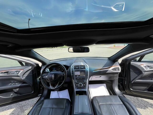 Черный Линкольн МКЗ, объемом двигателя 2 л и пробегом 30 тыс. км за 10200 $, фото 9 на Automoto.ua