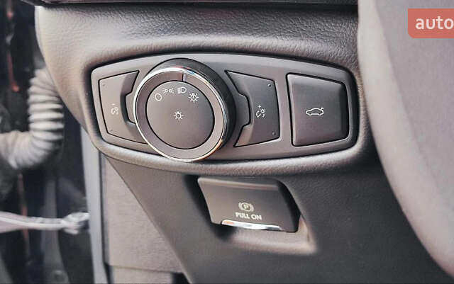 Чорний Лінкольн MKZ, об'ємом двигуна 2 л та пробігом 80 тис. км за 19500 $, фото 32 на Automoto.ua