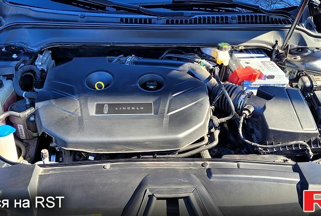 Черный Линкольн МКЗ, объемом двигателя 2 л и пробегом 92 тыс. км за 22500 $, фото 11 на Automoto.ua