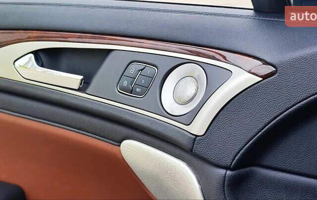 Чорний Лінкольн MKZ, об'ємом двигуна 2 л та пробігом 80 тис. км за 19500 $, фото 30 на Automoto.ua