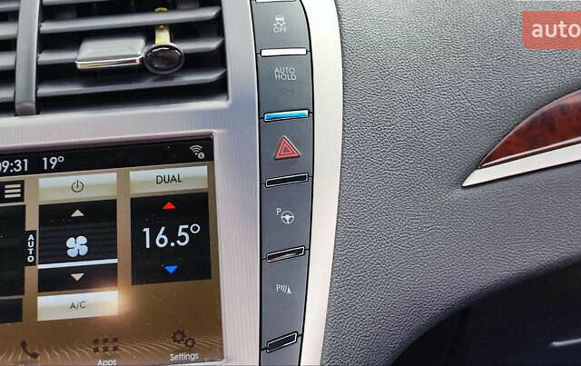 Чорний Лінкольн MKZ, об'ємом двигуна 2 л та пробігом 80 тис. км за 19500 $, фото 27 на Automoto.ua