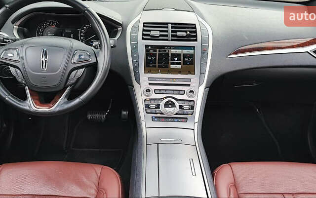 Чорний Лінкольн MKZ, об'ємом двигуна 2 л та пробігом 80 тис. км за 19500 $, фото 20 на Automoto.ua