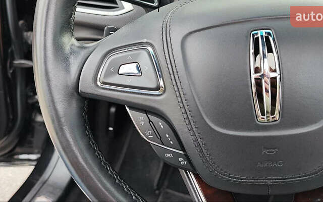 Чорний Лінкольн MKZ, об'ємом двигуна 2 л та пробігом 80 тис. км за 19500 $, фото 22 на Automoto.ua