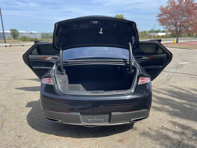 Черный Линкольн МКЗ, объемом двигателя 0 л и пробегом 37 тыс. км за 11300 $, фото 12 на Automoto.ua