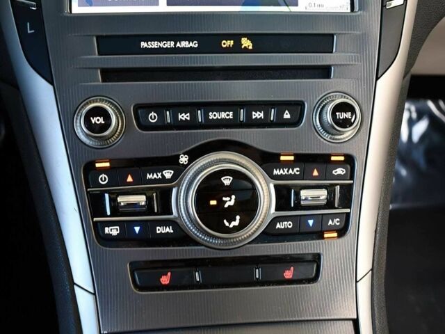 Чорний Лінкольн MKZ, об'ємом двигуна 2 л та пробігом 40 тис. км за 13000 $, фото 6 на Automoto.ua