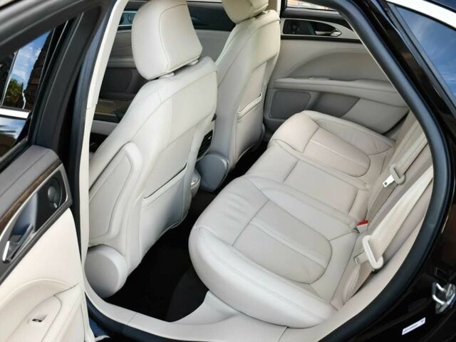 Чорний Лінкольн MKZ, об'ємом двигуна 2 л та пробігом 40 тис. км за 13000 $, фото 11 на Automoto.ua