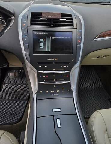 Коричневий Лінкольн MKZ, об'ємом двигуна 2 л та пробігом 135 тис. км за 11900 $, фото 14 на Automoto.ua