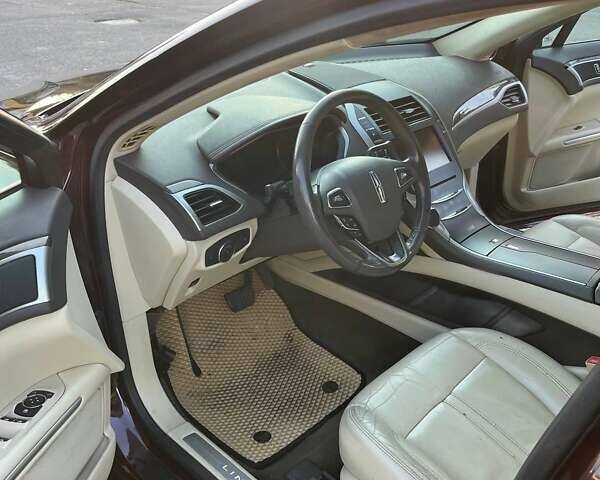 Червоний Лінкольн MKZ, об'ємом двигуна 2 л та пробігом 263 тис. км за 9000 $, фото 2 на Automoto.ua