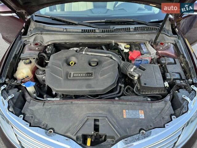 Червоний Лінкольн MKZ, об'ємом двигуна 2 л та пробігом 263 тис. км за 9000 $, фото 1 на Automoto.ua