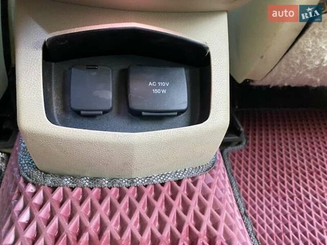 Червоний Лінкольн MKZ, об'ємом двигуна 2 л та пробігом 245 тис. км за 13000 $, фото 22 на Automoto.ua