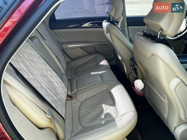 Червоний Лінкольн MKZ, об'ємом двигуна 2 л та пробігом 144 тис. км за 12500 $, фото 5 на Automoto.ua