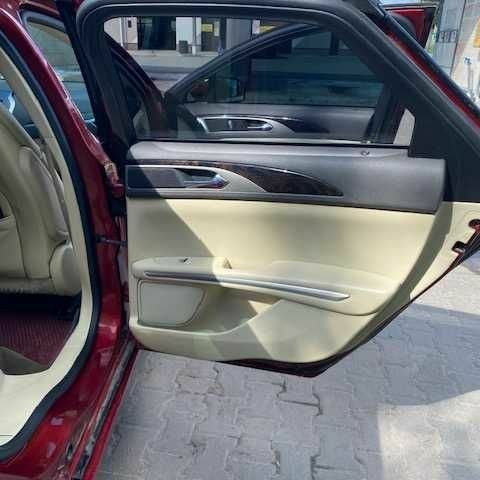 Красный Линкольн МКЗ, объемом двигателя 2 л и пробегом 256 тыс. км за 11500 $, фото 11 на Automoto.ua