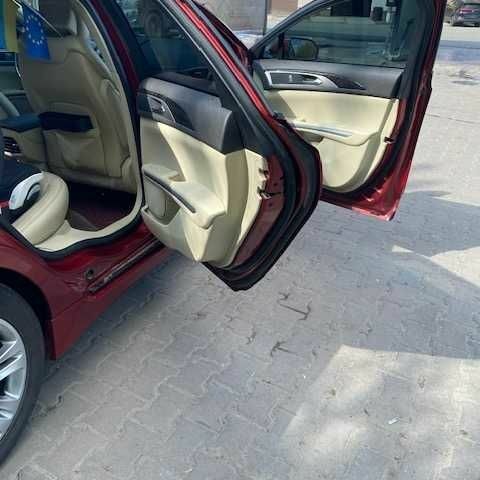 Красный Линкольн МКЗ, объемом двигателя 2 л и пробегом 256 тыс. км за 11500 $, фото 12 на Automoto.ua