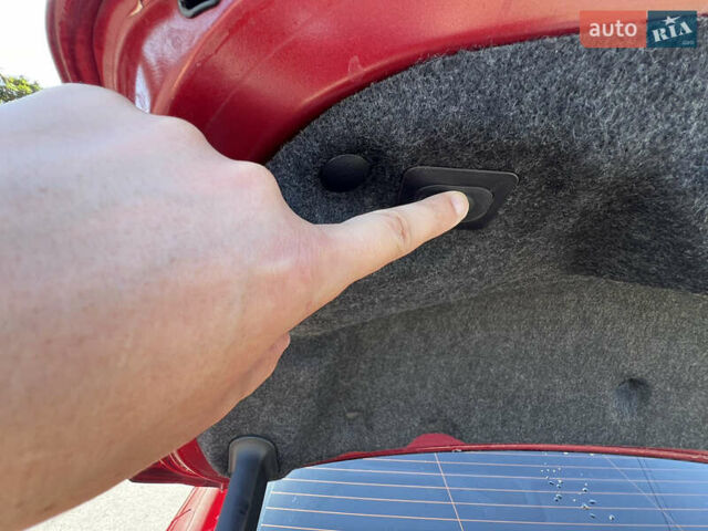 Красный Линкольн МКЗ, объемом двигателя 2 л и пробегом 147 тыс. км за 13300 $, фото 17 на Automoto.ua