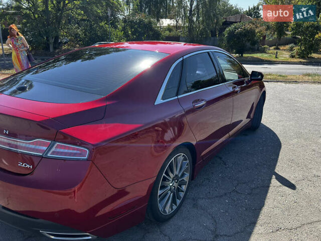 Красный Линкольн МКЗ, объемом двигателя 2 л и пробегом 147 тыс. км за 13300 $, фото 6 на Automoto.ua