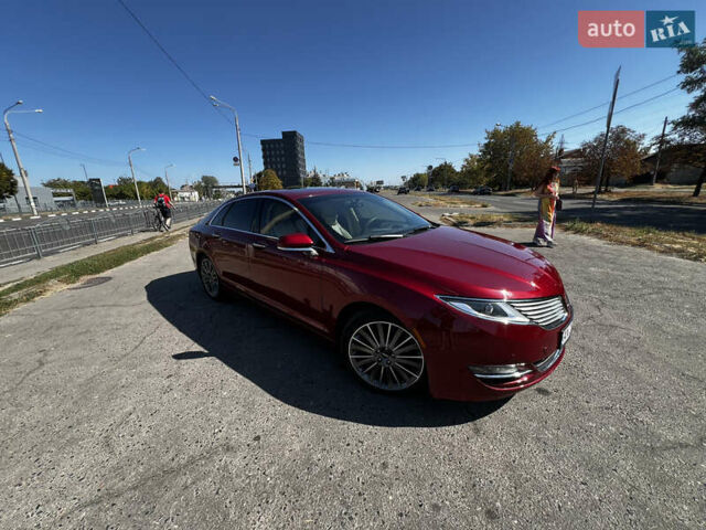 Красный Линкольн МКЗ, объемом двигателя 2 л и пробегом 147 тыс. км за 13300 $, фото 2 на Automoto.ua