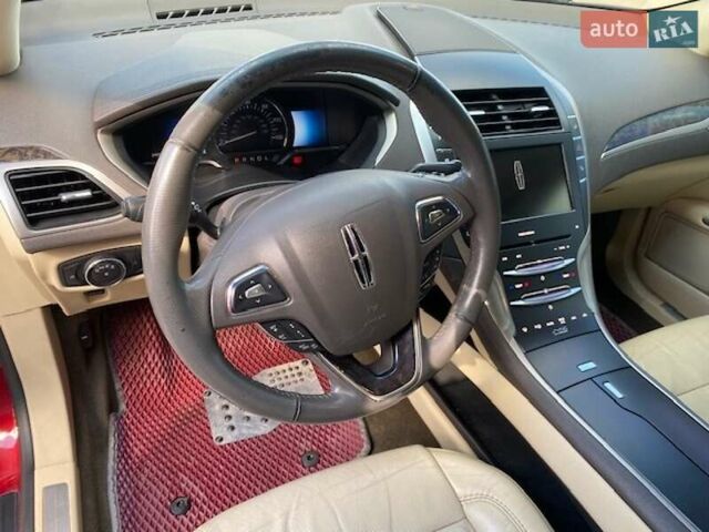 Червоний Лінкольн MKZ, об'ємом двигуна 2 л та пробігом 245 тис. км за 13000 $, фото 25 на Automoto.ua