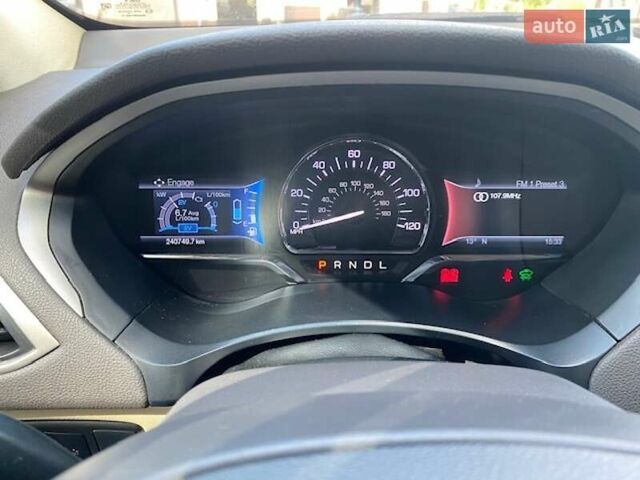 Червоний Лінкольн MKZ, об'ємом двигуна 2 л та пробігом 245 тис. км за 13000 $, фото 27 на Automoto.ua