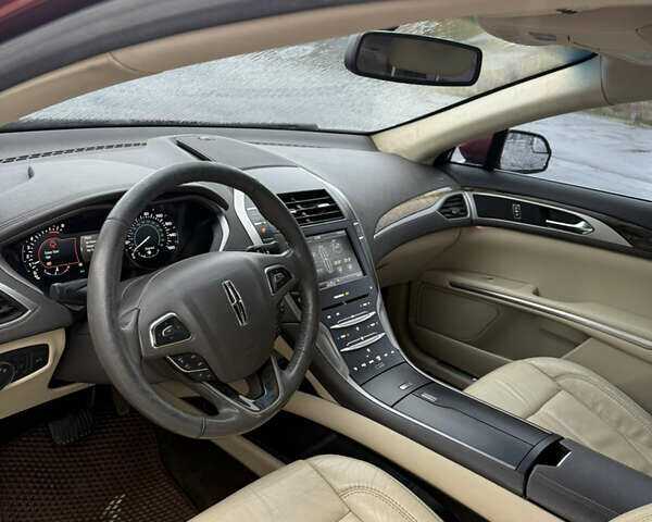 Червоний Лінкольн MKZ, об'ємом двигуна 2 л та пробігом 118 тис. км за 9999 $, фото 9 на Automoto.ua