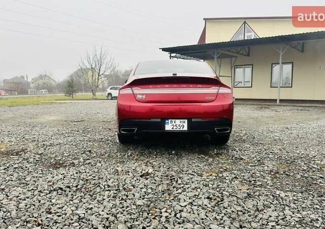 Красный Линкольн МКЗ, объемом двигателя 2 л и пробегом 141 тыс. км за 12500 $, фото 6 на Automoto.ua