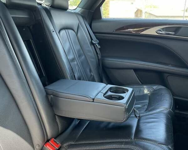 Красный Линкольн МКЗ, объемом двигателя 2 л и пробегом 64 тыс. км за 13250 $, фото 13 на Automoto.ua
