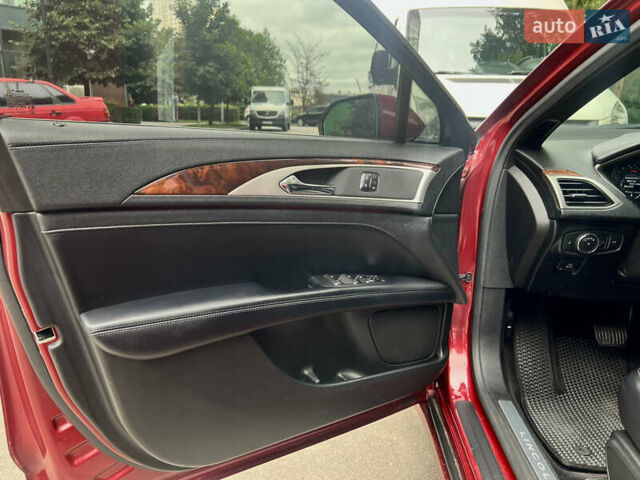 Червоний Лінкольн MKZ, об'ємом двигуна 2 л та пробігом 147 тис. км за 14200 $, фото 8 на Automoto.ua