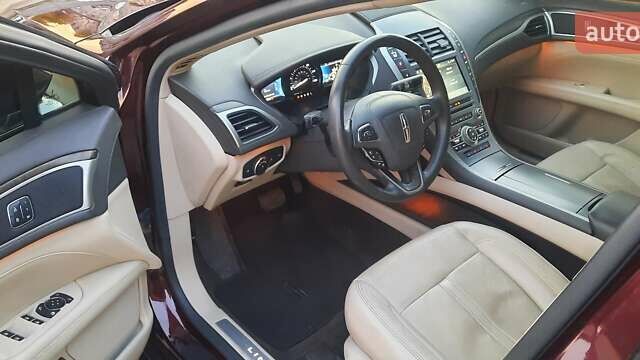 Красный Линкольн МКЗ, объемом двигателя 2 л и пробегом 116 тыс. км за 24789 $, фото 24 на Automoto.ua