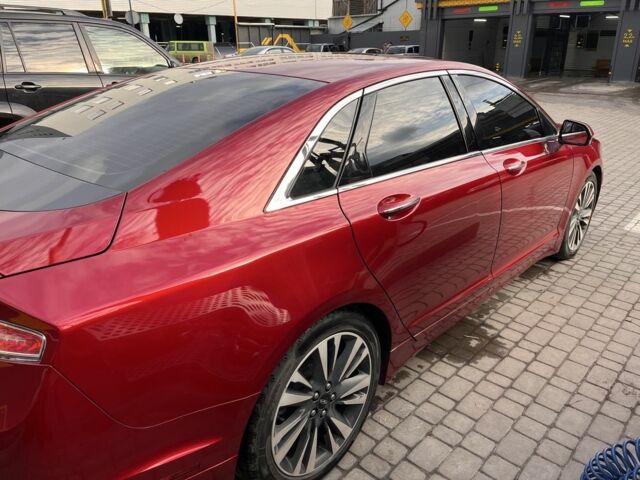 Красный Линкольн МКЗ, объемом двигателя 2 л и пробегом 115 тыс. км за 12900 $, фото 4 на Automoto.ua