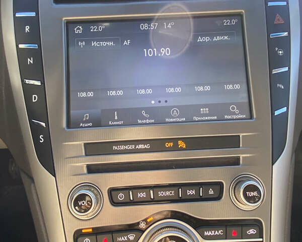 Червоний Лінкольн MKZ, об'ємом двигуна 3.5 л та пробігом 141 тис. км за 17300 $, фото 32 на Automoto.ua