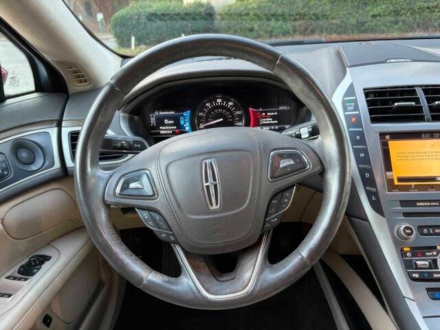 Красный Линкольн МКЗ, объемом двигателя 2 л и пробегом 34 тыс. км за 11900 $, фото 10 на Automoto.ua