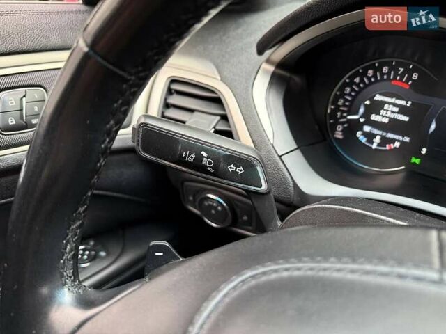 Красный Линкольн МКЗ, объемом двигателя 2 л и пробегом 36 тыс. км за 19990 $, фото 15 на Automoto.ua