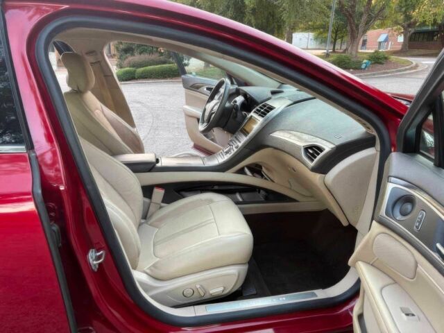 Красный Линкольн МКЗ, объемом двигателя 2 л и пробегом 34 тыс. км за 11900 $, фото 11 на Automoto.ua