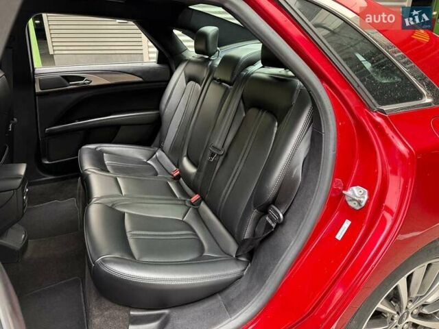 Красный Линкольн МКЗ, объемом двигателя 2 л и пробегом 36 тыс. км за 19990 $, фото 11 на Automoto.ua