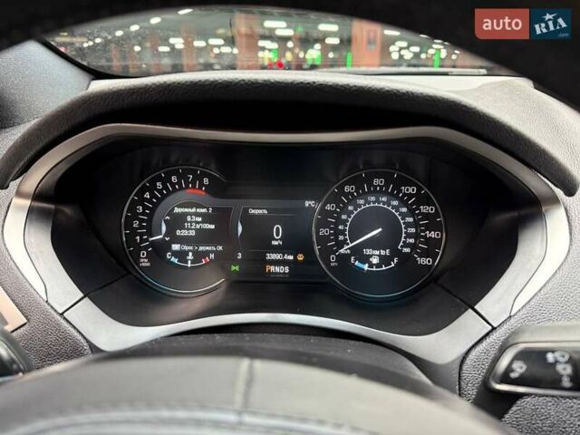 Красный Линкольн МКЗ, объемом двигателя 2 л и пробегом 36 тыс. км за 19990 $, фото 16 на Automoto.ua