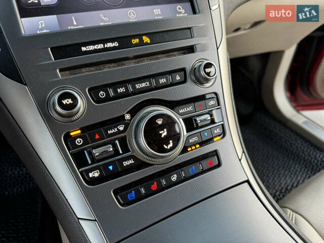 Красный Линкольн МКЗ, объемом двигателя 2 л и пробегом 61 тыс. км за 17900 $, фото 33 на Automoto.ua