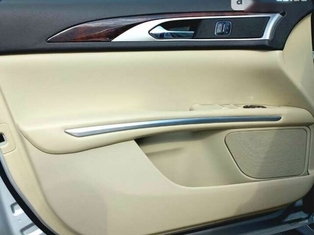 Лінкольн MKZ, об'ємом двигуна 2 л та пробігом 102 тис. км за 14800 $, фото 23 на Automoto.ua