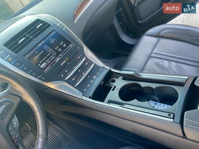 Линкольн МКЗ, объемом двигателя 2 л и пробегом 127 тыс. км за 11999 $, фото 16 на Automoto.ua