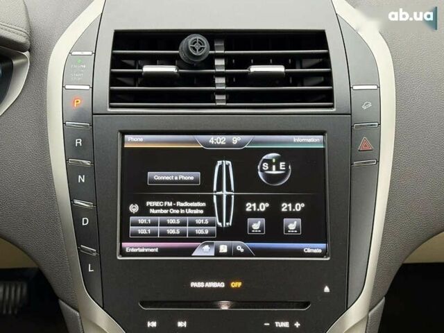 Линкольн МКЗ, объемом двигателя 0 л и пробегом 190 тыс. км за 13450 $, фото 25 на Automoto.ua